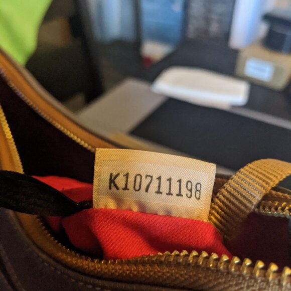 Dooney & Bourke - Picture 6 of 6